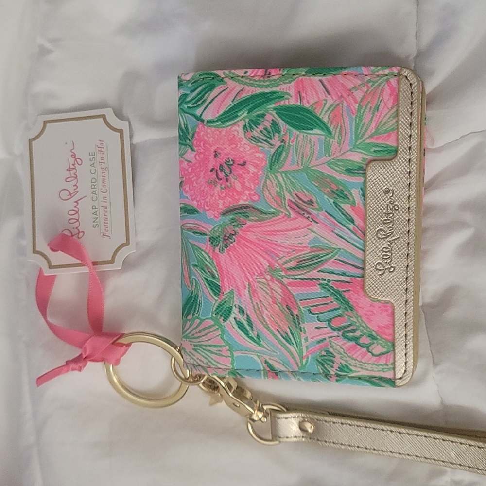 Lily Pulitzer  credit card and ID case with key ring and wristlet "Coming in Hot